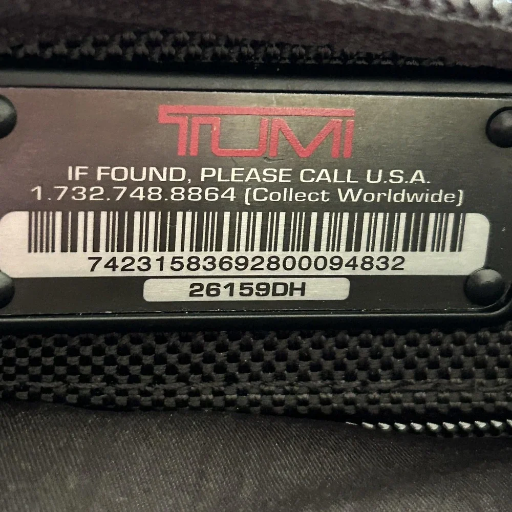 TUMI Alpha Black Ballistic Nylon Messenger Laptop Crossbody Bag Slim EUC